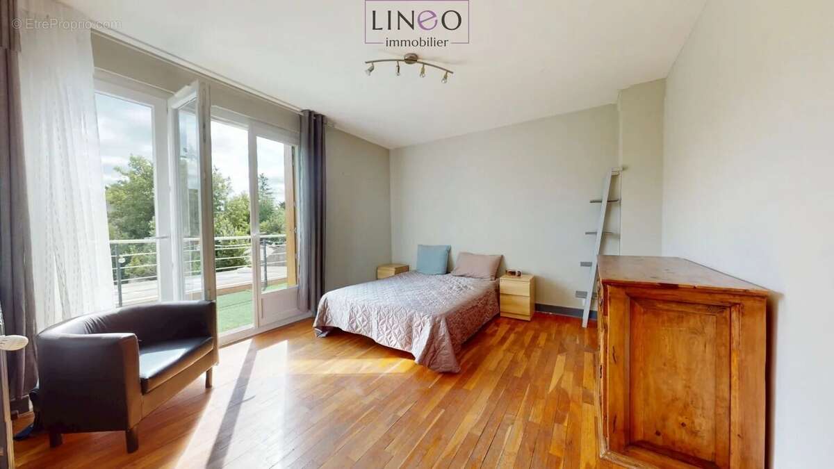 Appartement à CHOISY-LE-ROI