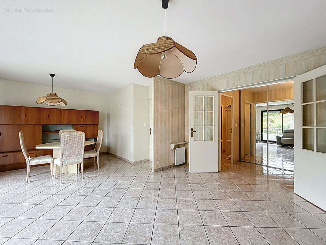 Appartement à CHATILLON