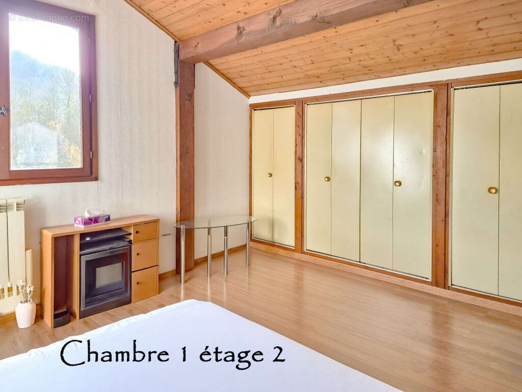 Maison à VIRIGNIN
