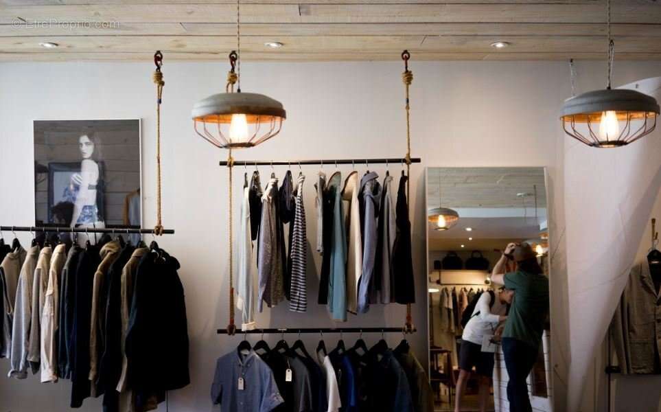 A vendre chambery dab belle boutique d'angle tout commerce sauf alimentaire - photo 4