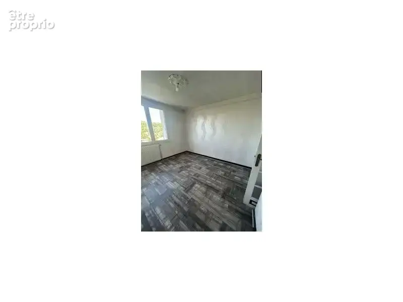 Appartement 4 pièces 76 m² à vendre à Saint-Etienne (42000) - photo 4