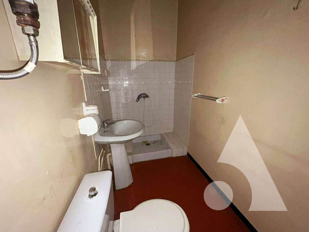 Appartement à SALERNES