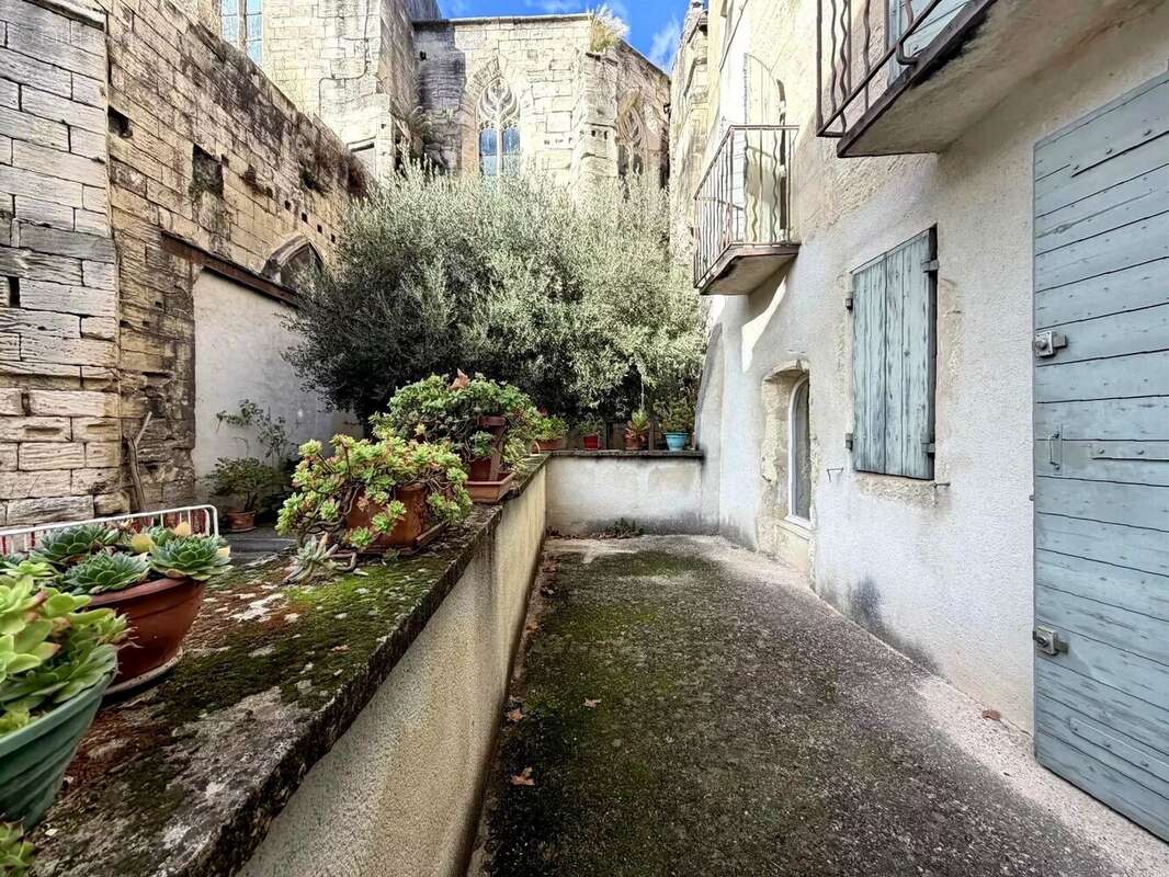 Appartement à ARLES