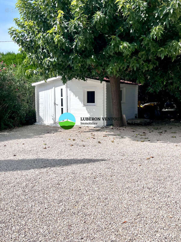 Maison à PERNES-LES-FONTAINES