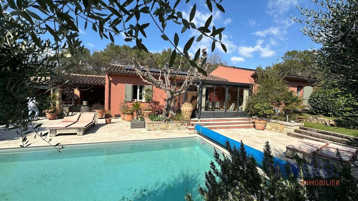Maison à LORGUES