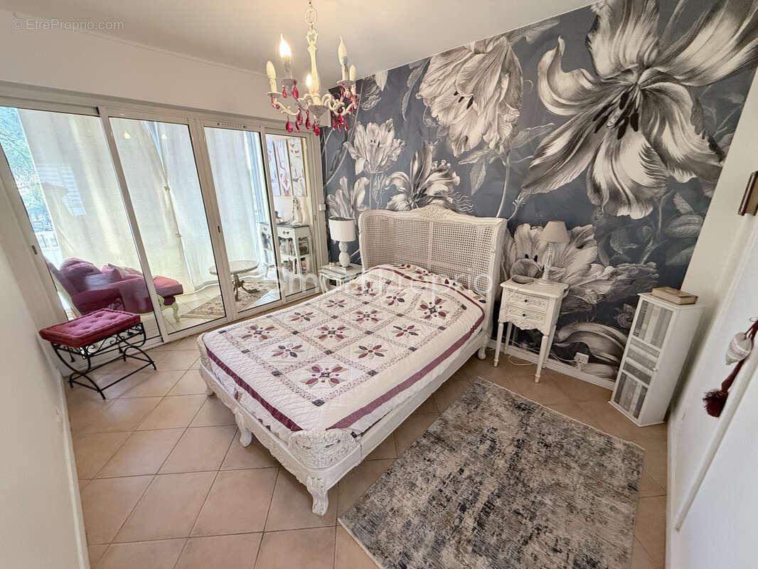 Appartement à BORMES-LES-MIMOSAS