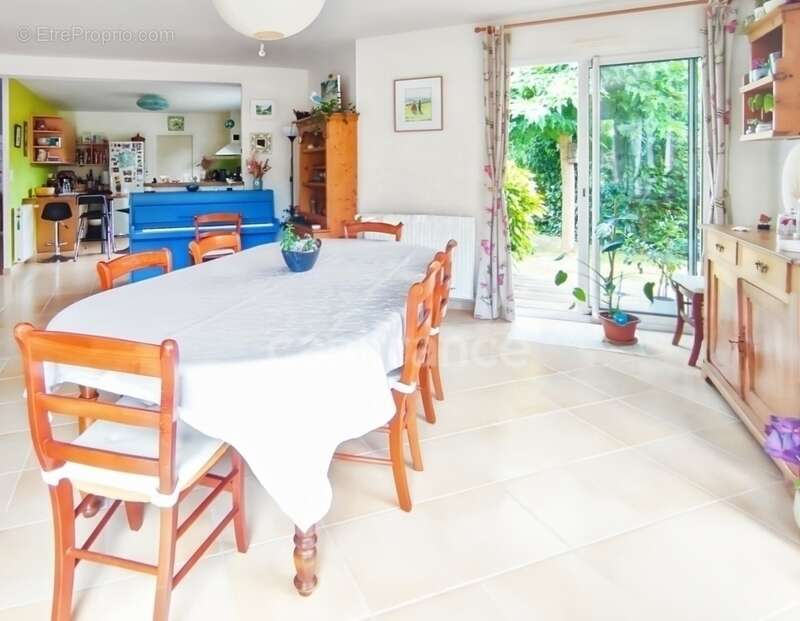 Maison à NOYAL-SUR-VILAINE