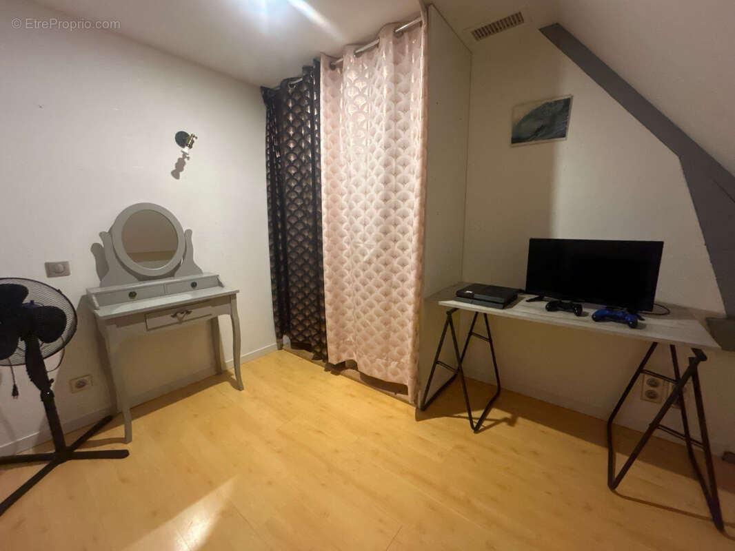Grande maison familiale de 185 m2   À seulement 10 minutes de Périgueux est - photo 11