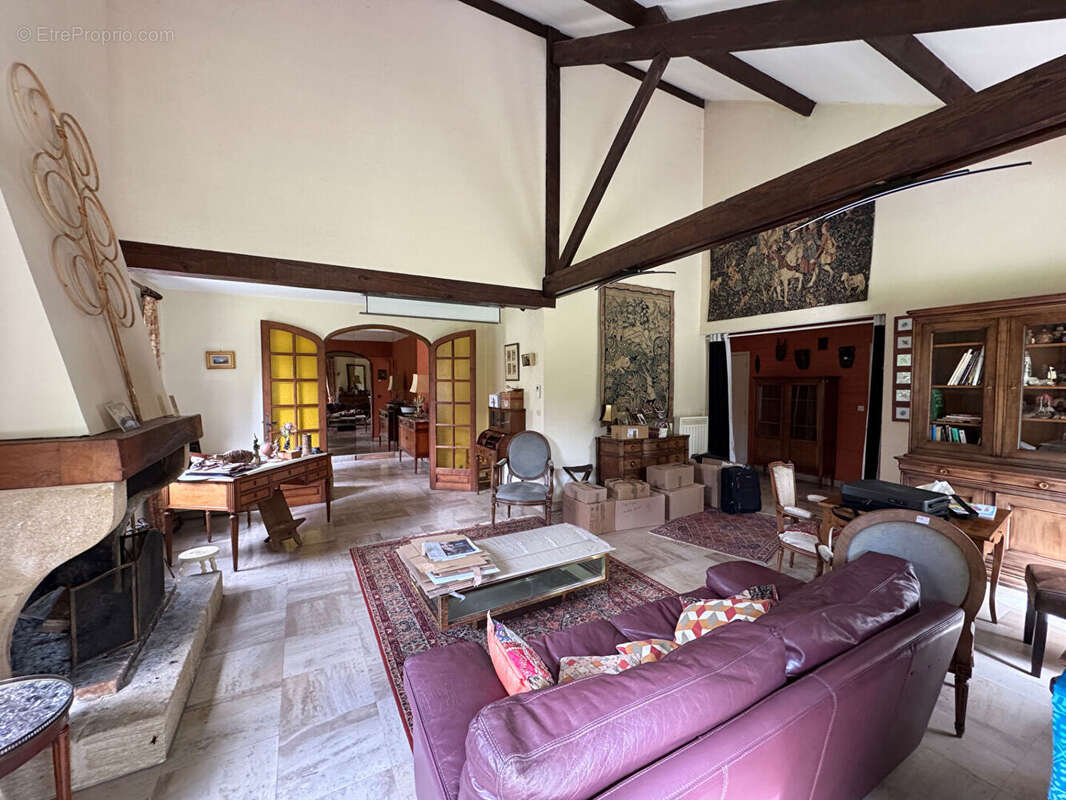 Maison à SAINT-REMY-L'HONORE