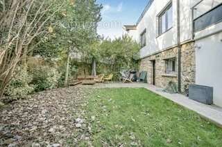 Appartement à SURESNES