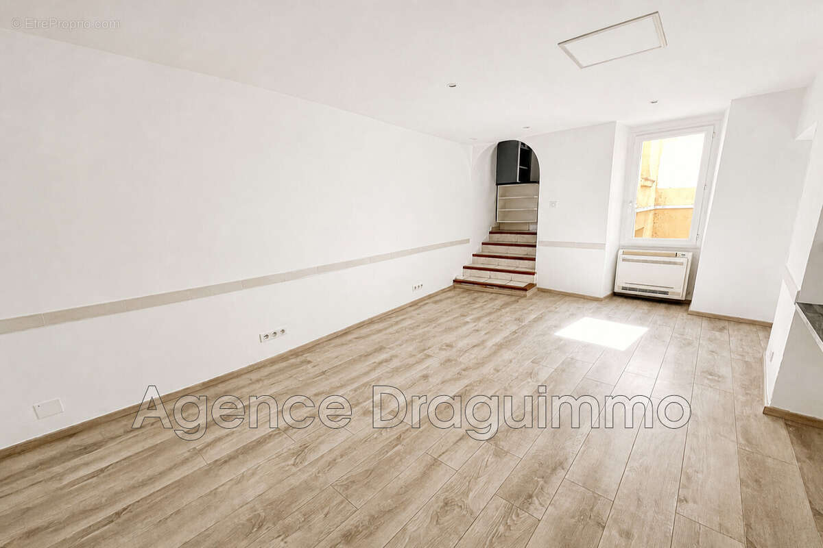 Appartement à FLAYOSC
