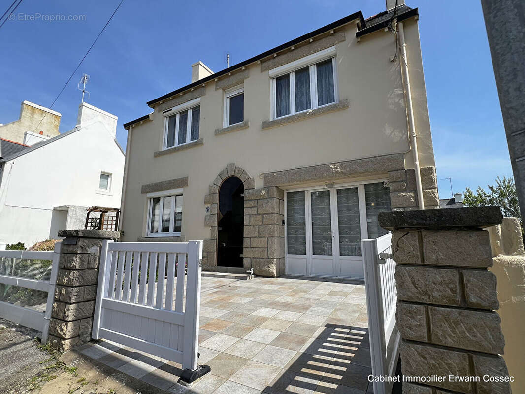 Maison à GUILVINEC