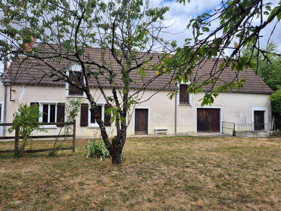 Maison à JUSSY-LE-CHAUDRIER