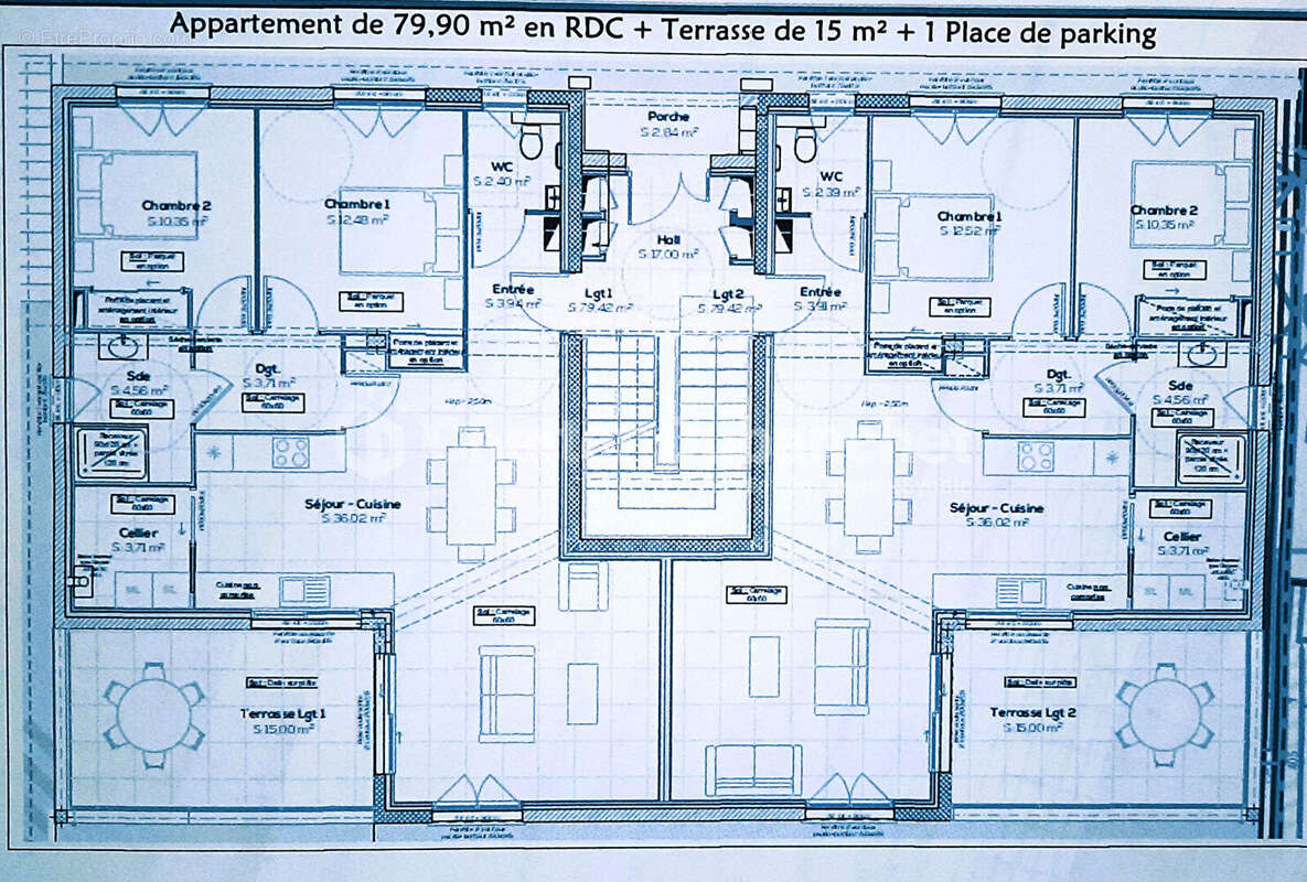 Appartement à PANISSIERES