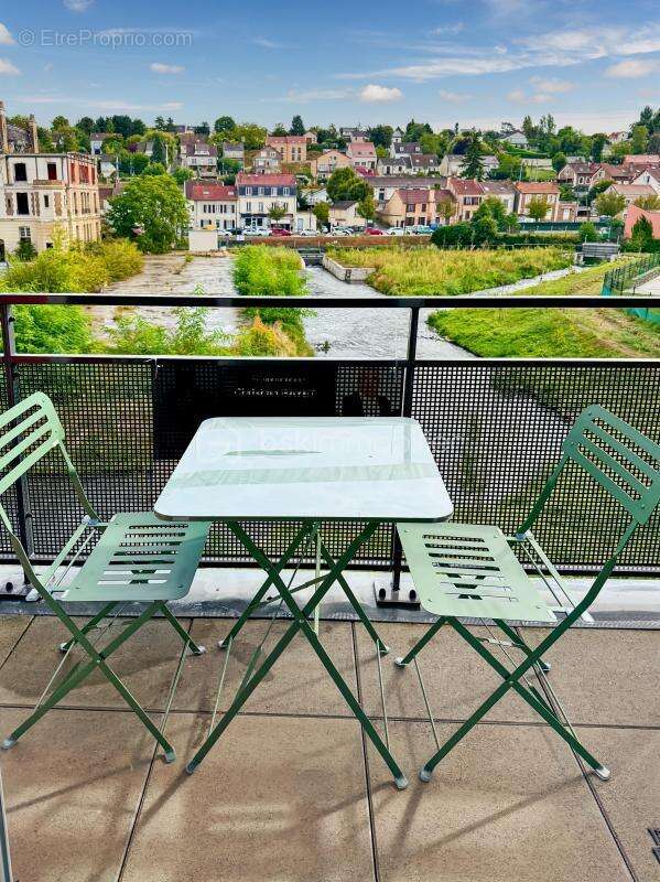 Appartement à CORBEIL-ESSONNES