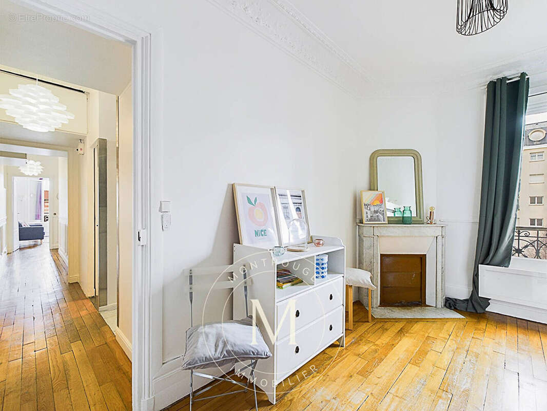 Appartement à MONTROUGE