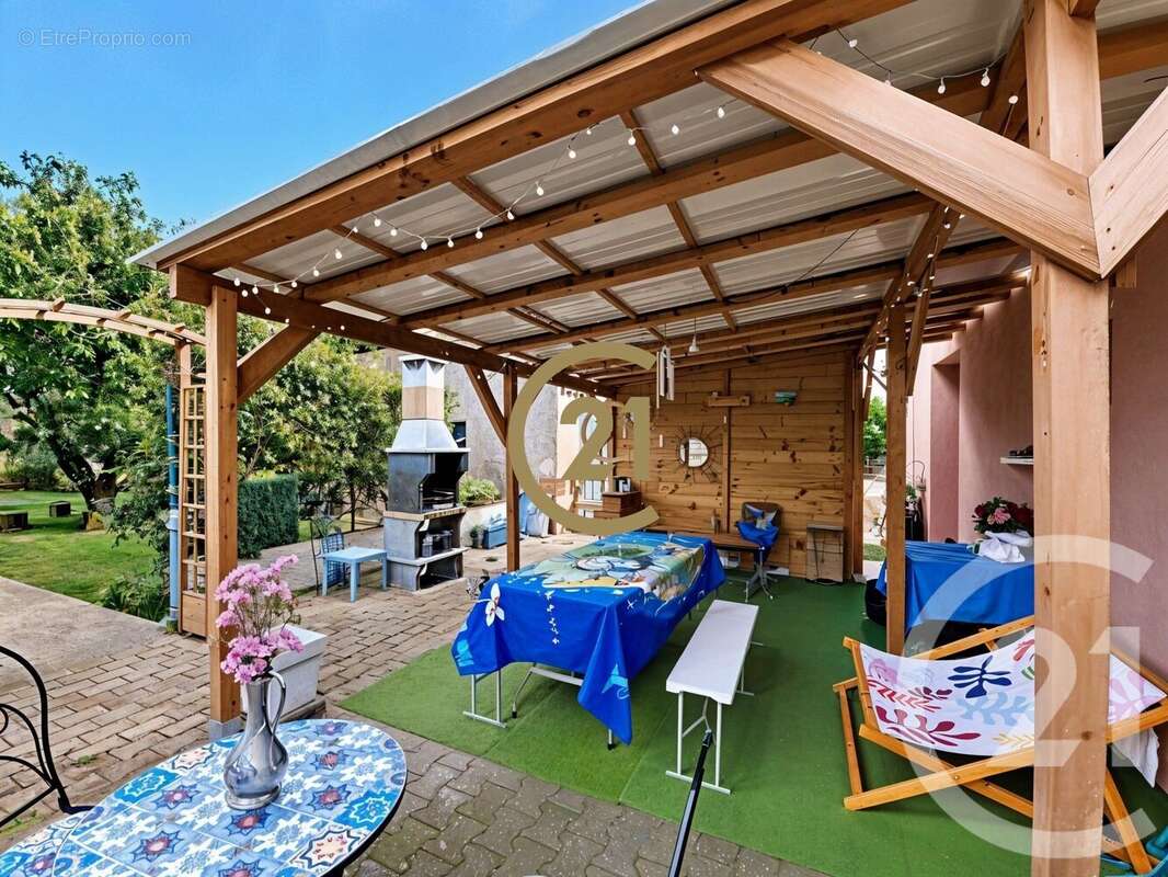 Maison à SAINT-PRIEST