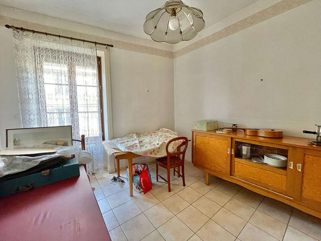 Appartement à LA TOUR-DU-PIN