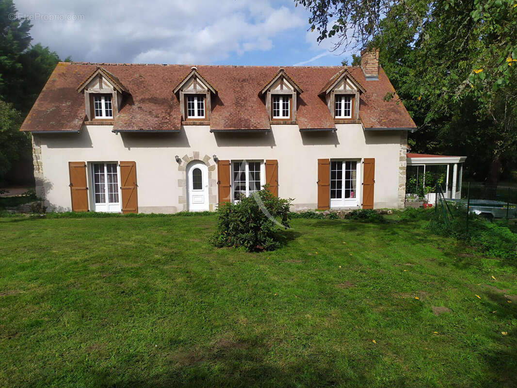 Maison à VIENNE-EN-VAL