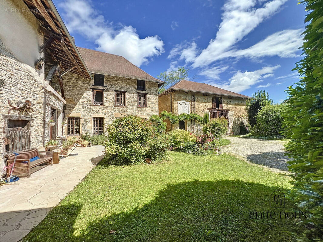 Photo 1 - Maison à BOURGOIN-JALLIEU