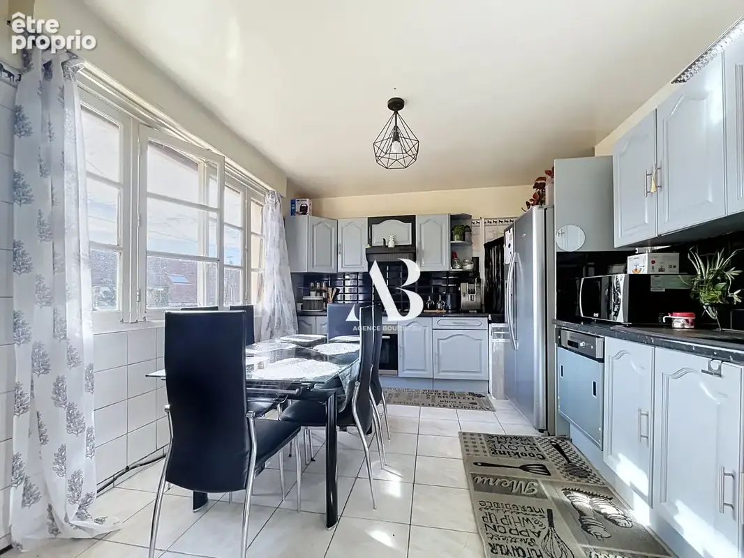 Maison familiale de 318 m2 habitables - photo 19