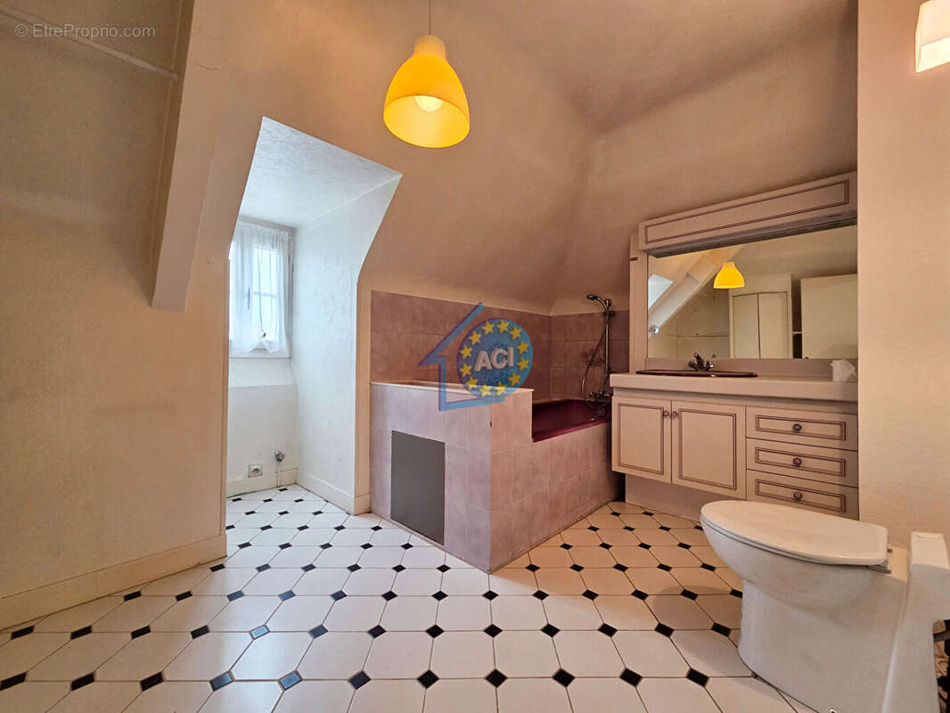 Appartement à MANTES-LA-JOLIE