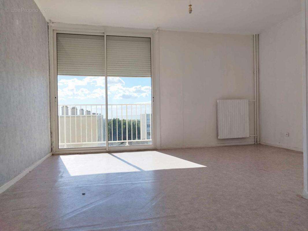 Appartement à PORT-DE-BOUC