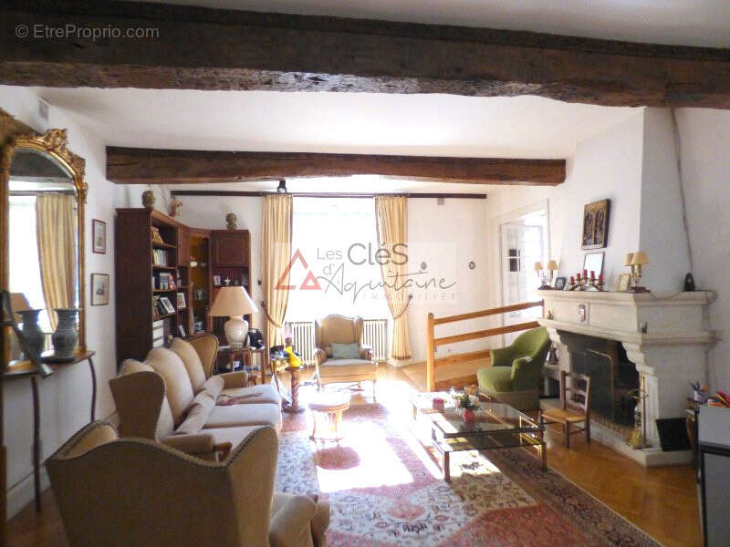 Maison à CADILLAC