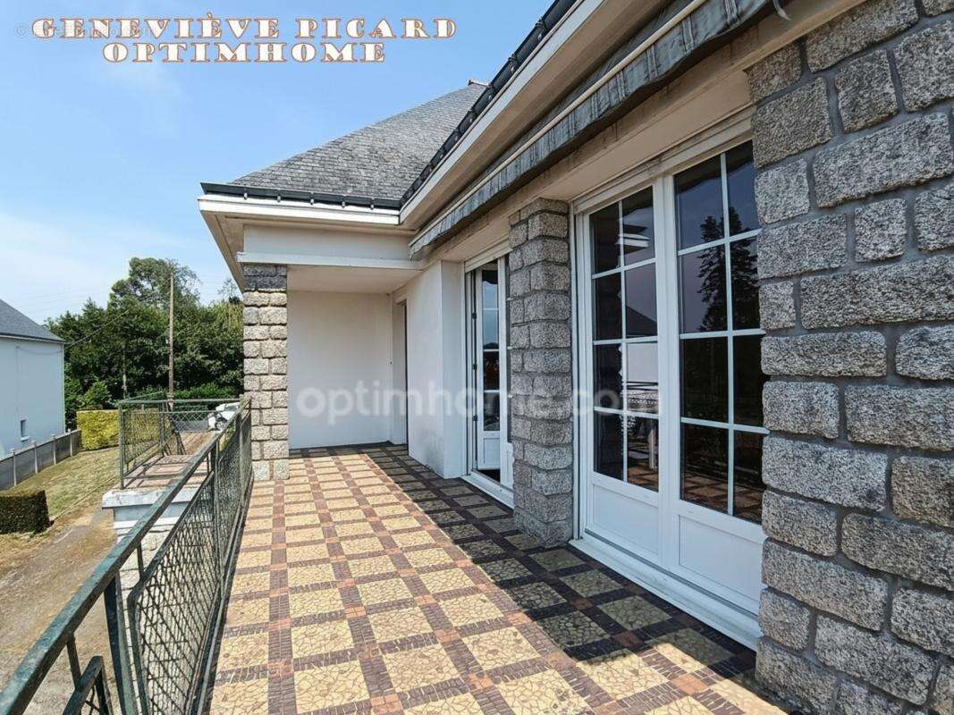 Centre-ville de Pontivy – Maison de 4 pièces sur 1 500 m² en zone UB : un potentiel rare qui fait la différence ! - photo 8