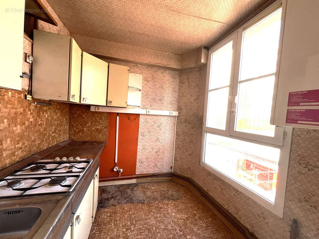 Appartement à PARIS-10E