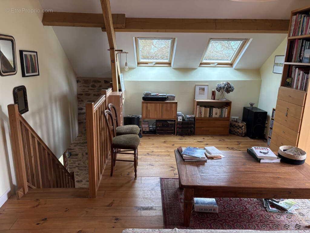 Proche Pompadour, en voie sans issue, dans petit hameau - photo 10