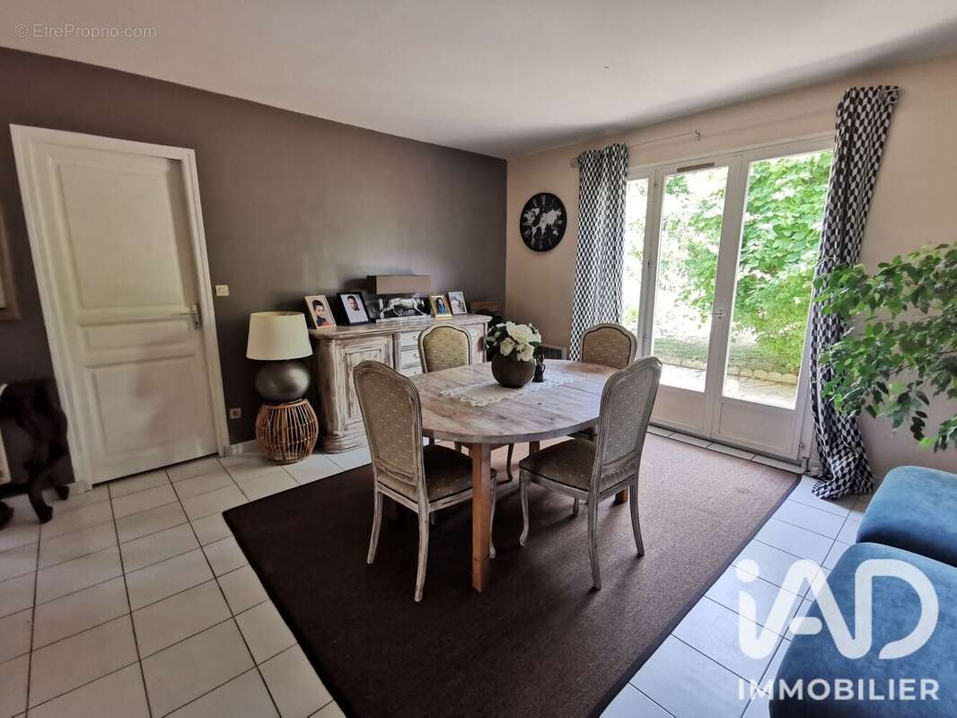Maison 124 m² à Nezel  - photo 6