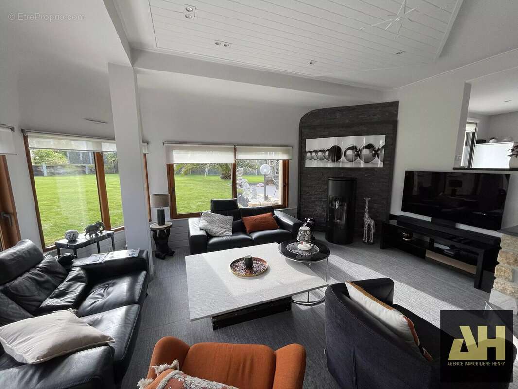 Maison à PLOUNEVENTER