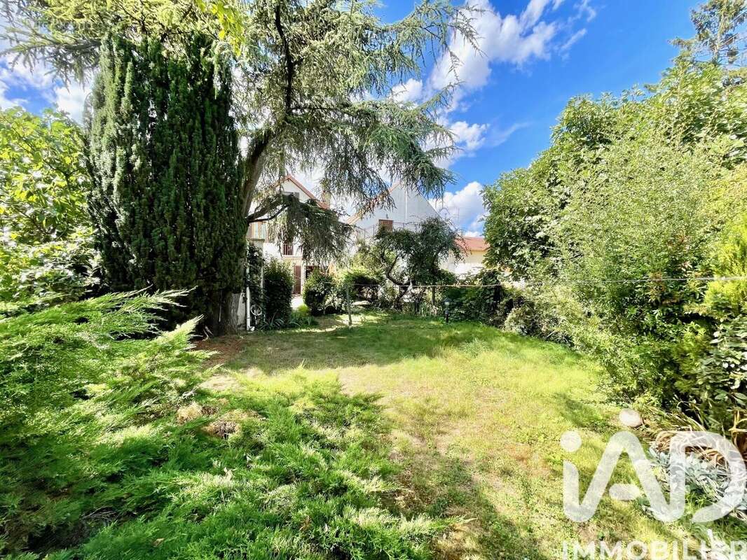 Photo 2 - Maison à VILLENEUVE-LE-ROI