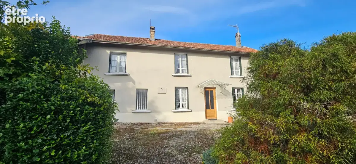 Maison La Tour Du Pin 5 pièce(s) 130 m2 - photo 3