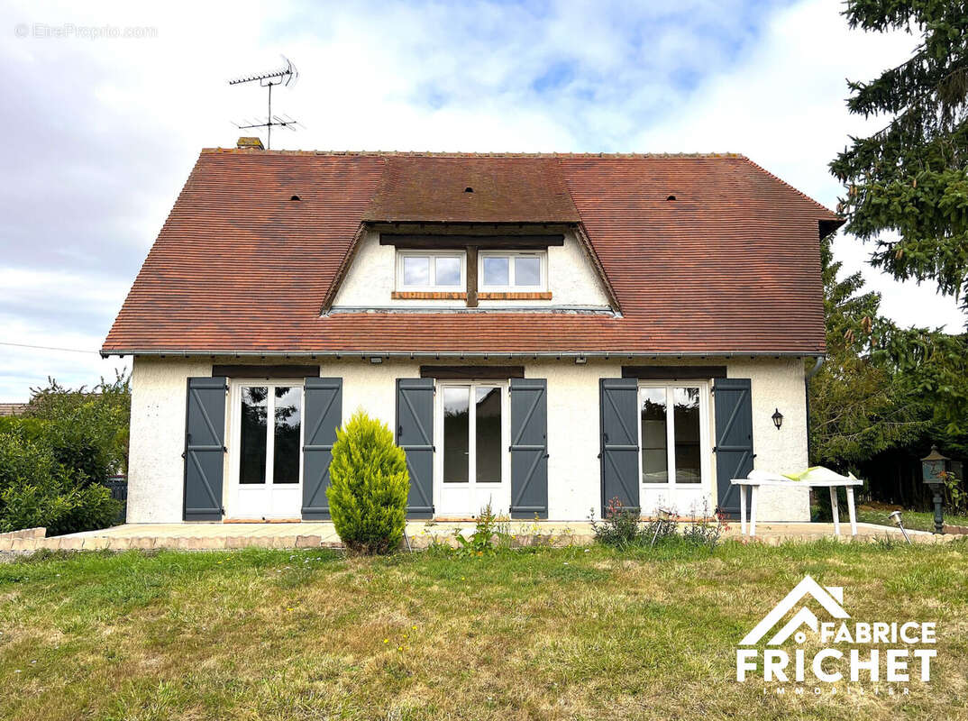 Maison à LE VAL-DAVID