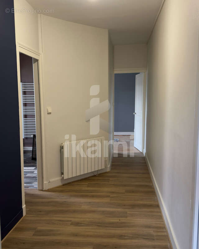 Appartement à NEUVY-SUR-BARANGEON