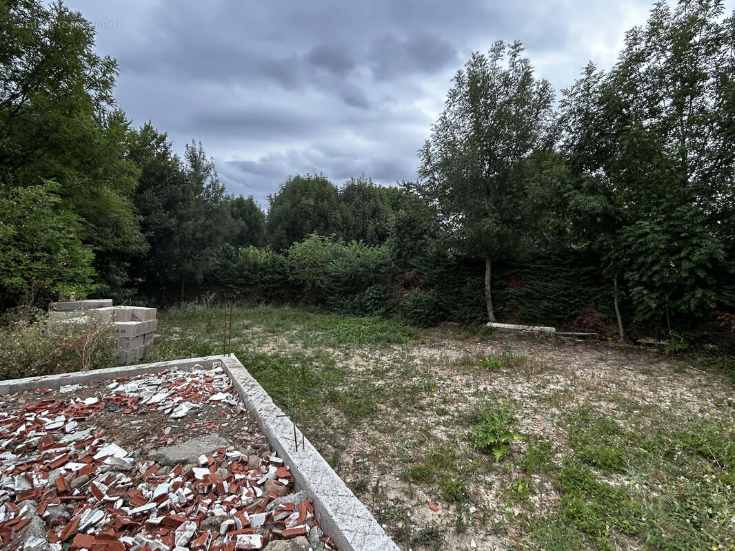 Maison à LABRUGUIERE