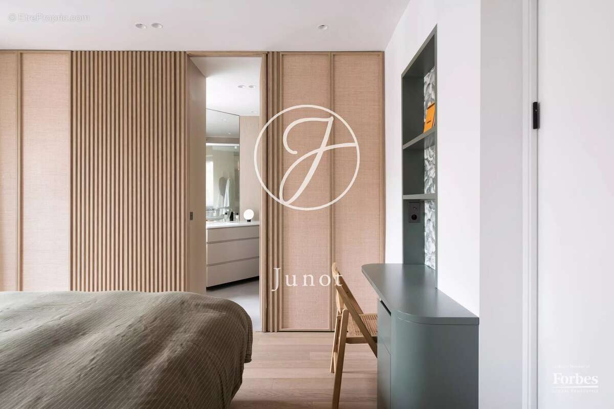 Appartement à PARIS-5E