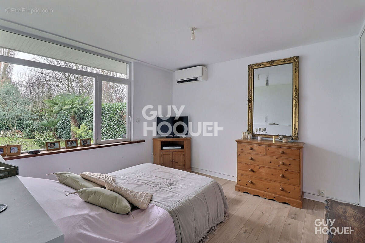 Maison à SAINT-MICHEL-SUR-ORGE