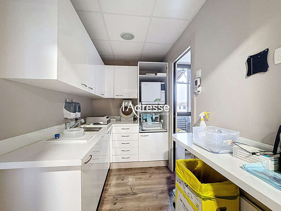 Exclusivité l'Adresse Immobilier - Plaisance du Touch - Local professionnel de 47.80m² avec 1 place de parking en Sous-sol - Pla - photo 4