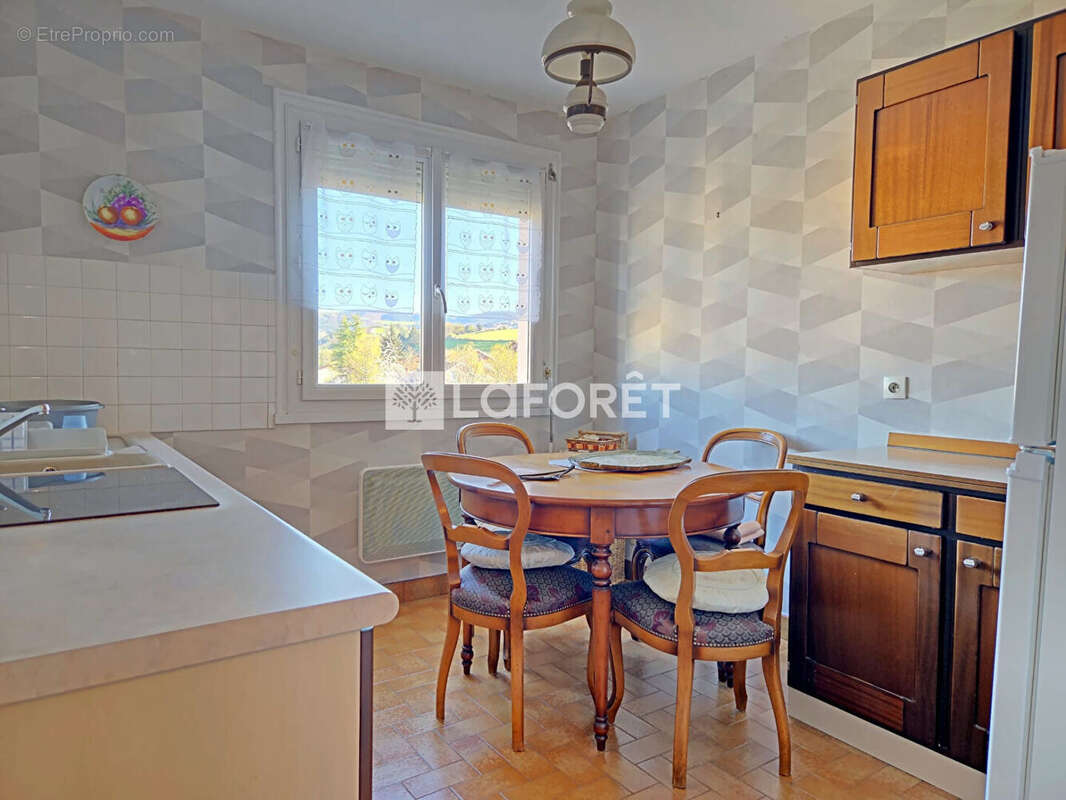 Appartement à FRAISSES