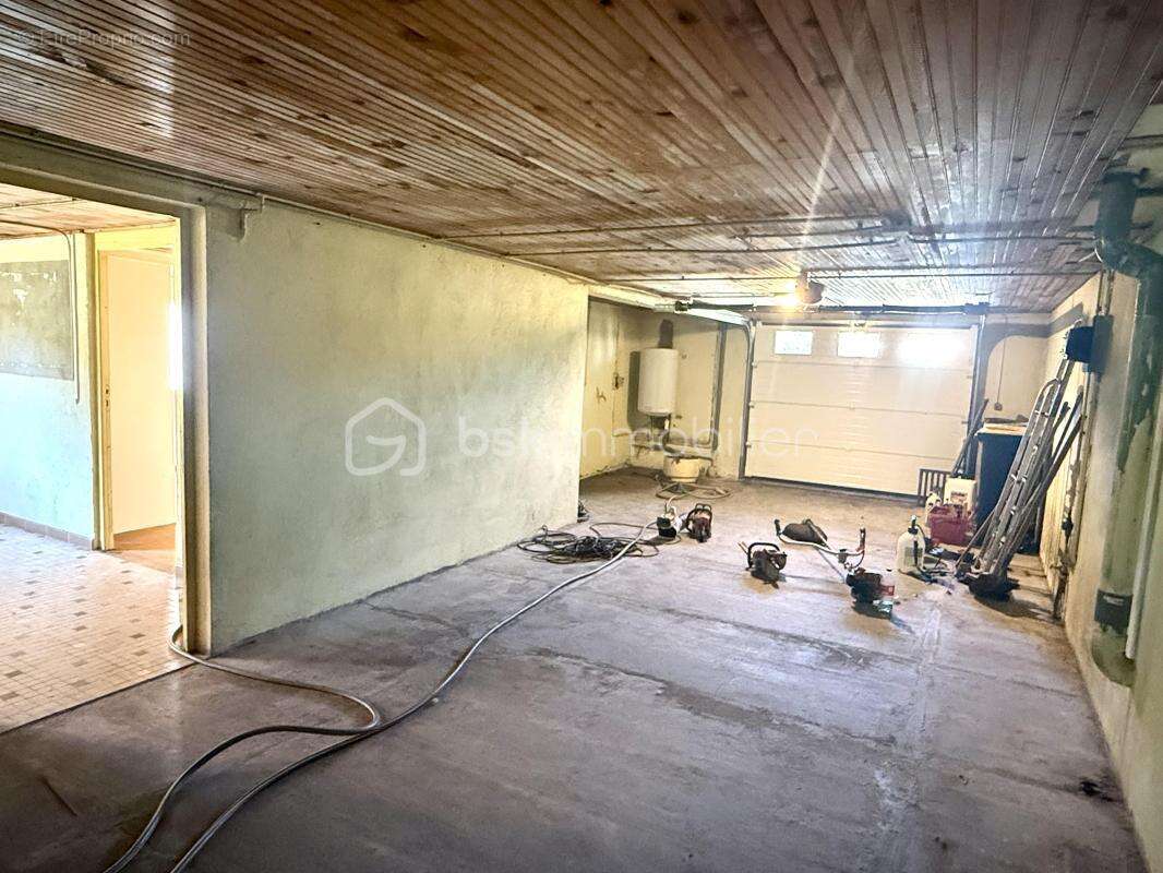 Maison à SAINT-LEGER-SUR-ROANNE