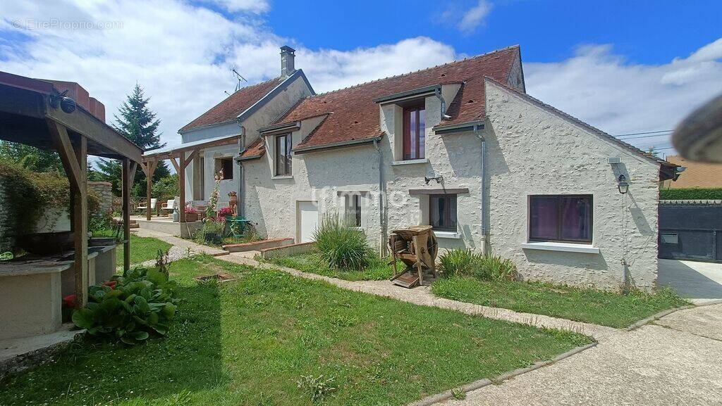 Maison à LA FERTE-GAUCHER