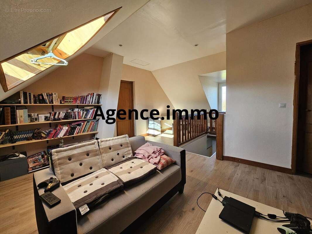 Maison 135 m² à Gournay-En-Bray  - photo 7