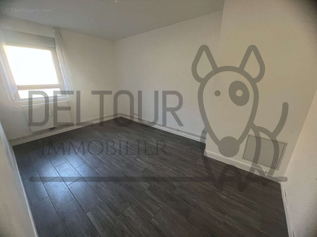 Appartement à COULOMMIERS