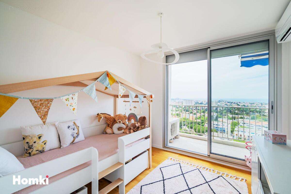 Appartement à MARSEILLE-9E
