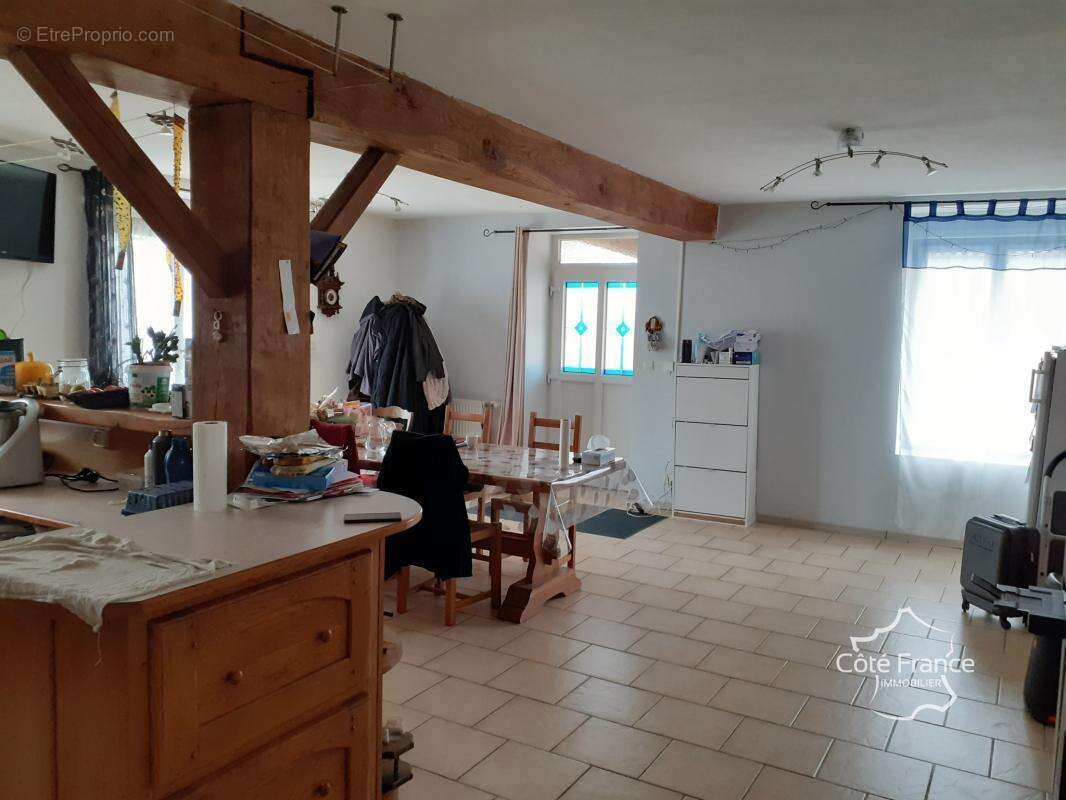 Maison à GILLANCOURT