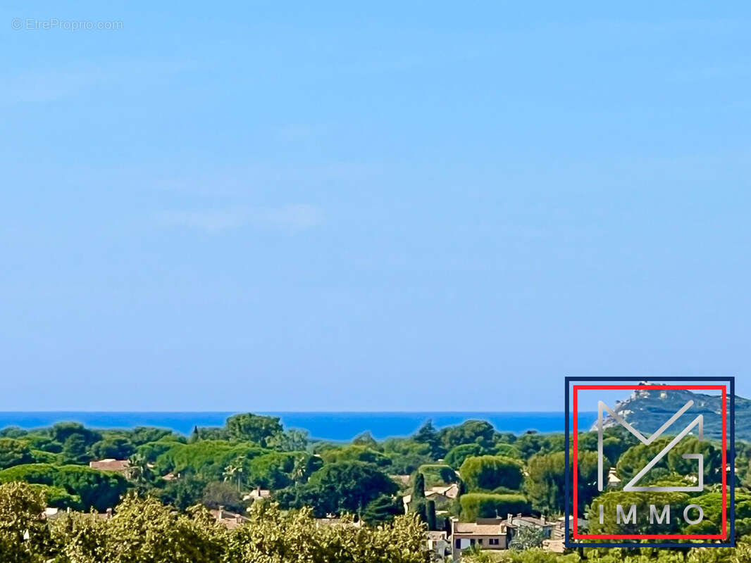 Appartement à SIX-FOURS-LES-PLAGES