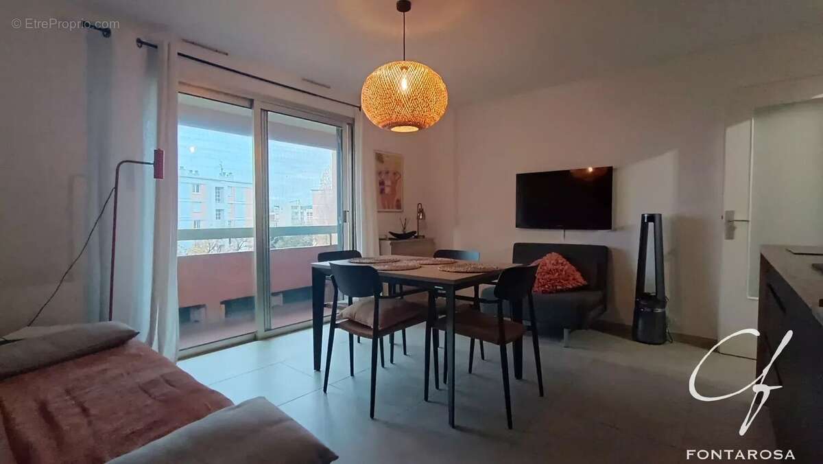 Appartement à FREJUS
